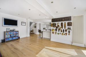 Photo 30- click for photo gallery